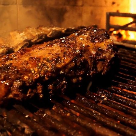 Apartamento En Country Pilar Piscina Parrilla Propia Hasta 4 Personas Eksteriør billede