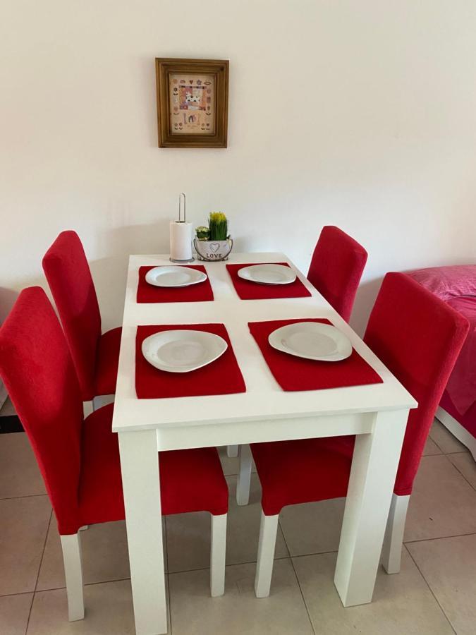 Apartamento En Country Pilar Piscina Parrilla Propia Hasta 4 Personas Eksteriør billede