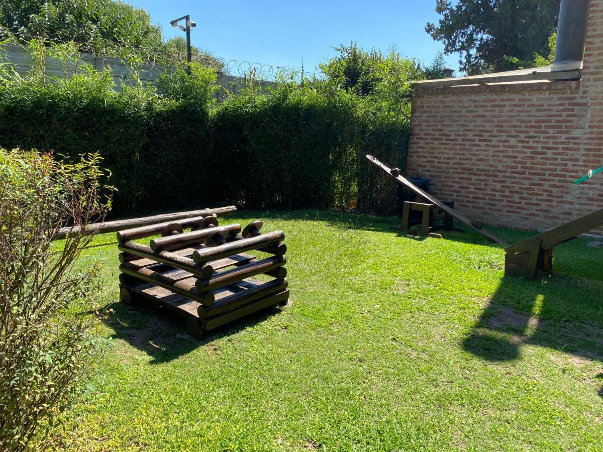Apartamento En Country Pilar Piscina Parrilla Propia Hasta 4 Personas Eksteriør billede